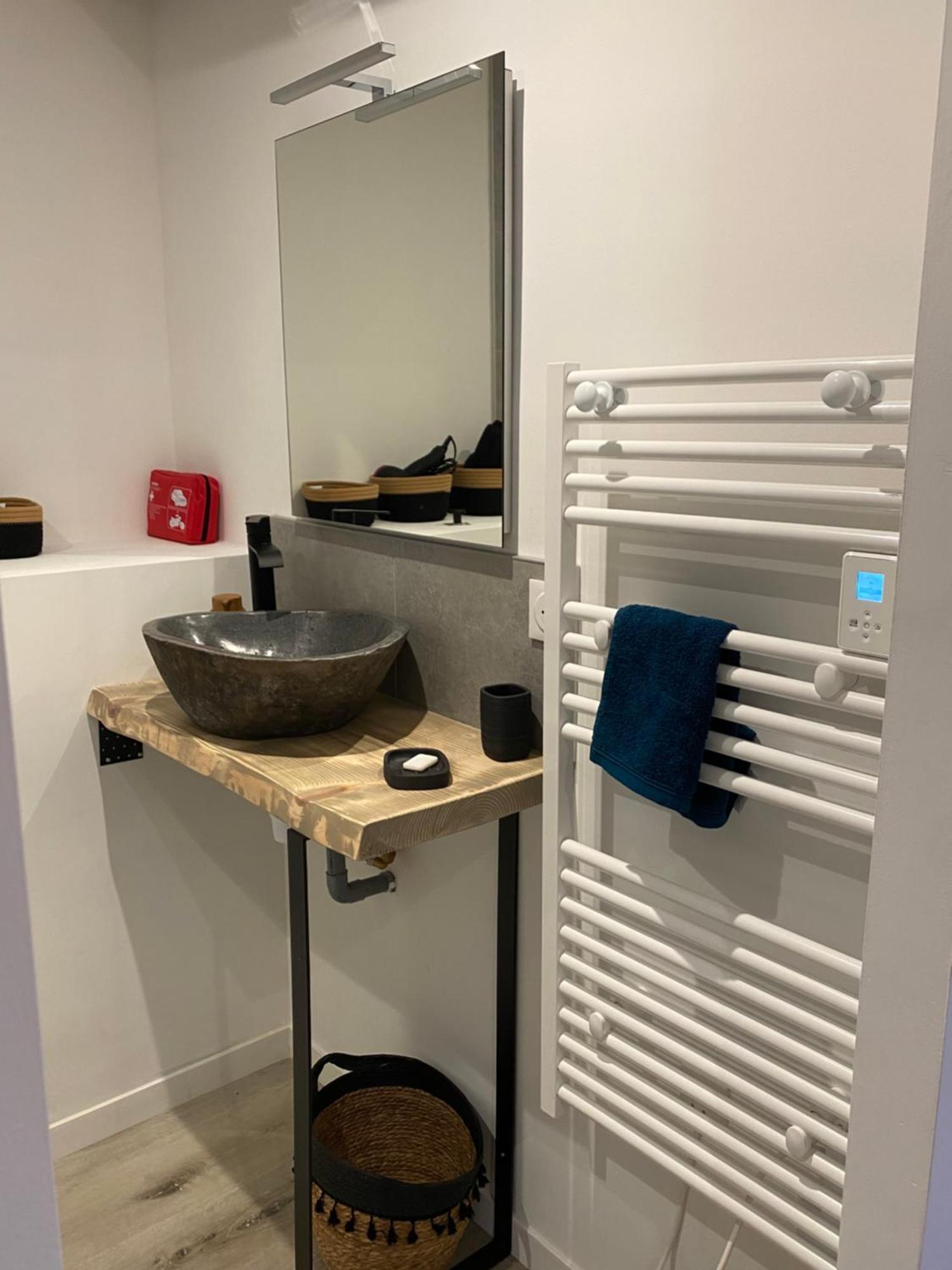 Maisonnette 2/4 Personnes En Bord De Sevre Cugand Dış mekan fotoğraf